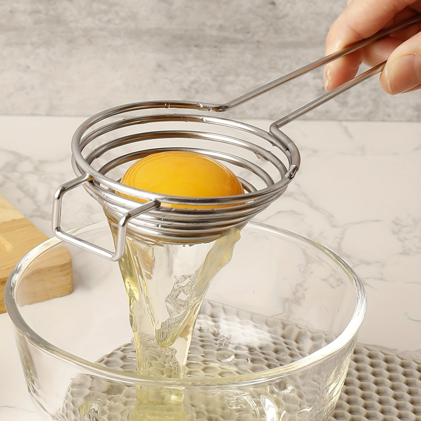 Egg Leak Apparatus